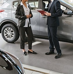 Prestito da 15.000 €: realizza tutti i tuoi progetti con Caletta Carmela Con un prestito di 15.000 € di Caletta Carmela hai la possibilità di realizzare tutti i tuoi progetti personali, pianificati o meno. Che tu stia finanziando l'acquisto di un'auto, ristrutturando la casa, affrontando spese urgenti o pianificando il viaggio dei tuoi sogni, questo prestito ti fornisce il denaro di cui hai bisogno per andare avanti. La richiesta è semplice, veloce e consente di ricevere i fondi in sole 48 ore. Grazie a condizioni flessibili e tariffe competitive, Caletta Carmela ti supporta nel realizzare i tuoi desideri e progetti di vita.