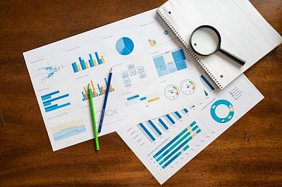 Prestiti personali e finanziamenti online: comprendiamo chiaramente le tue opzioni! Hai bisogno di finanziare un progetto, un evento imprevisto o un acquisto importante? Scopri prestiti personali e finanziamenti online, soluzioni rapide e flessibili per realizzare i tuoi sogni. Grazie ad una richiesta semplificata e ad una risposta rapida, ottieni i fondi necessari in tutta tranquillità. Tariffe competitive, rate mensili convenienti e opzioni di rimborso flessibili: tutto è pensato per offrirti un'esperienza trasparente e sicura. Esegui la tua simulazione online e scegli l'offerta più adatta a te!